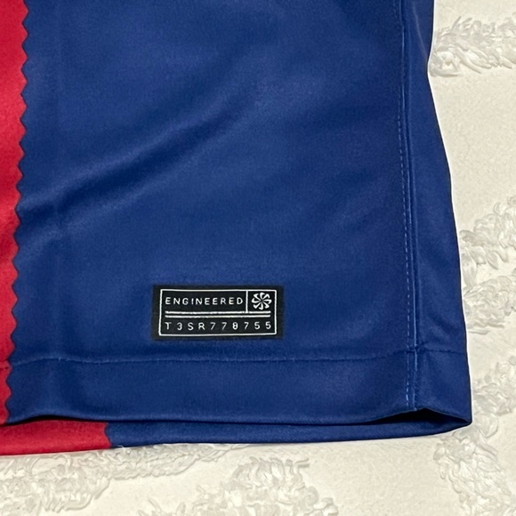 Barcelona Nike Soccer Football La Liga Stadium Jersey Size Large NWT - Picture 6 of 12